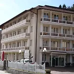 Pian Nava Hotel 3*