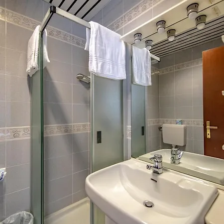 Hotel Pian Nava 3*